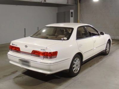 TOYOTA MARK II