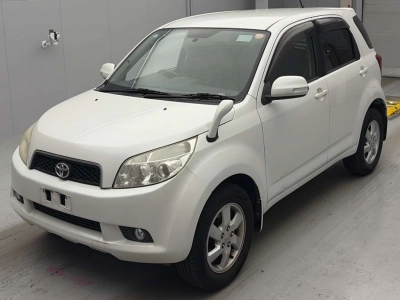TOYOTA RUSH