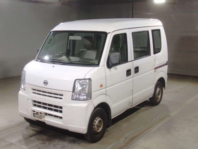 NISSAN NV100 CLIPPER