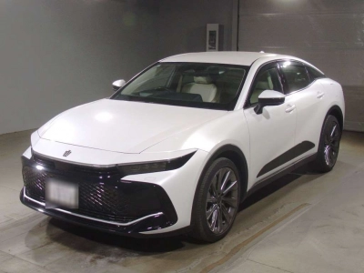 TOYOTA CROWN CROSSOVER