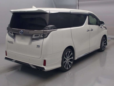 TOYOTA VELLFIRE HYBRID