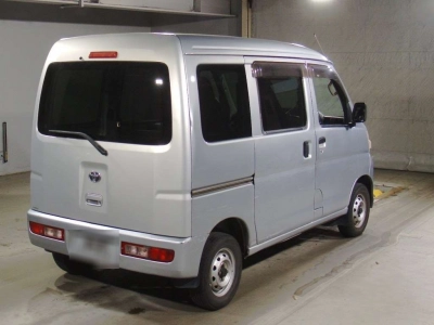 TOYOTA PIXIS VAN