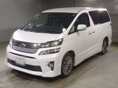 TOYOTA VELLFIRE