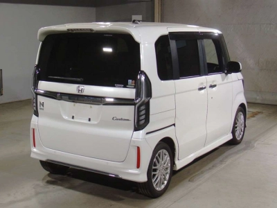 HONDA N BOX CUSTOM