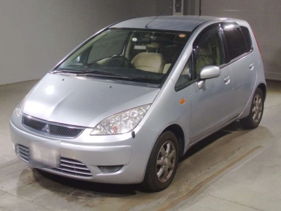MITSUBISHI COLT
