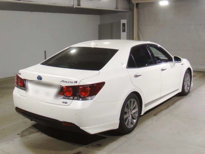 TOYOTA CROWN HYBRID