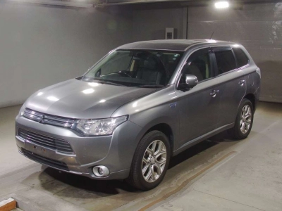 MITSUBISHI OUTLANDER PHEV