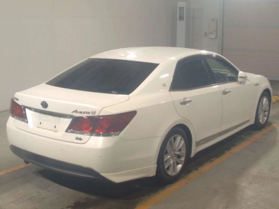 TOYOTA CROWN HYBRID