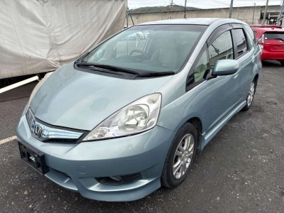 HONDA FIT SHUTTLE HYBRID