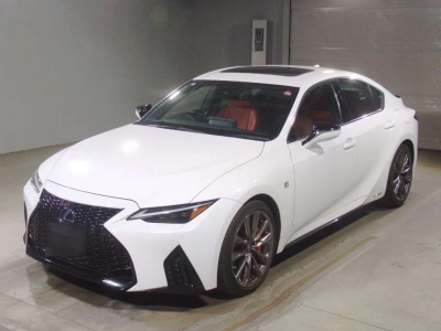 LEXUS IS