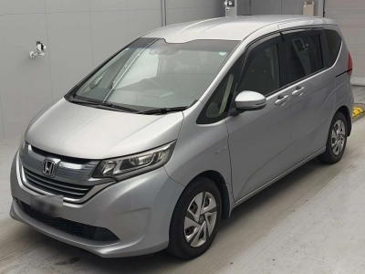 HONDA FREED + HYBRID