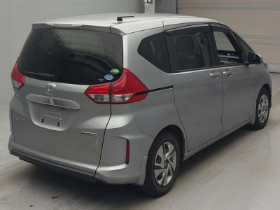 HONDA FREED + HYBRID