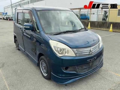MITSUBISHI DELICA D:2
