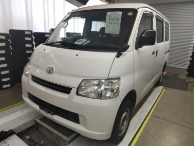 TOYOTA TOWN ACE