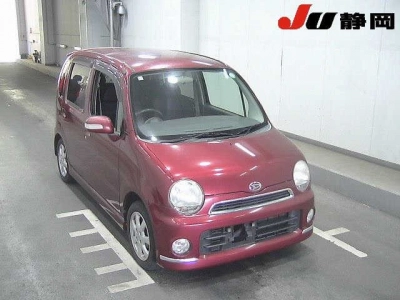 DAIHATSU MOVE LATTE