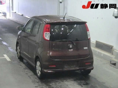SUZUKI MRWAGON