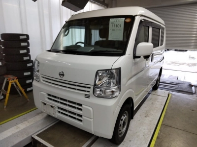 NISSAN NV100 CLIPPER