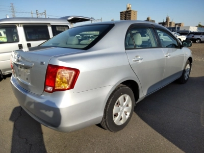 TOYOTA COROLLA AXIO