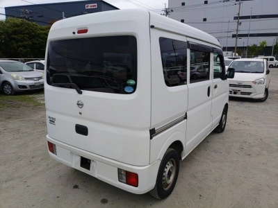 NISSAN NV100 CLIPPER