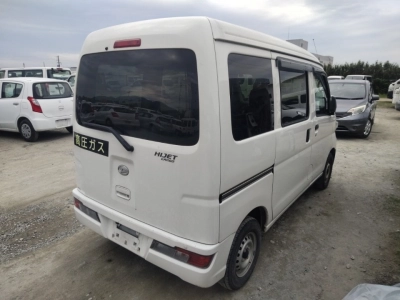 DAIHATSU HIJET CARGO