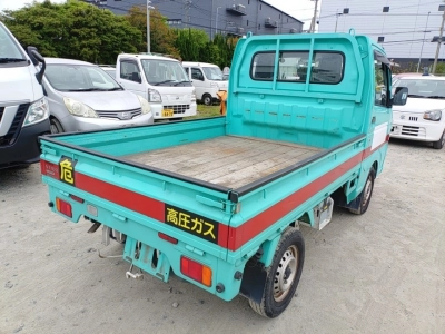 NISSAN NT100 CLIPPER