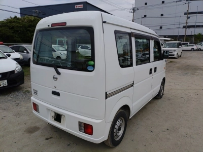 NISSAN NV100 CLIPPER