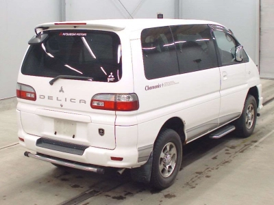MITSUBISHI DELICA SPACE GEAR