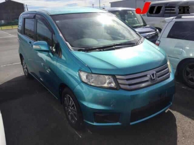 HONDA FREED SPIKE