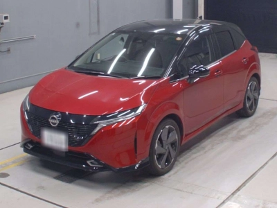 NISSAN AURA