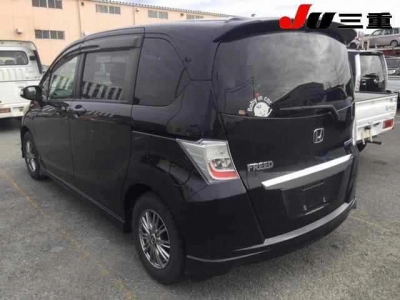HONDA FREED