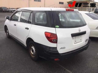 NISSAN AD VAN