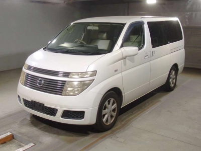 NISSAN ELGRAND