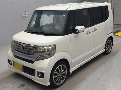 HONDA N BOX CUSTOM