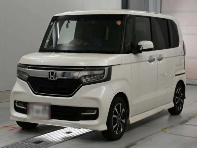 HONDA N BOX CUSTOM
