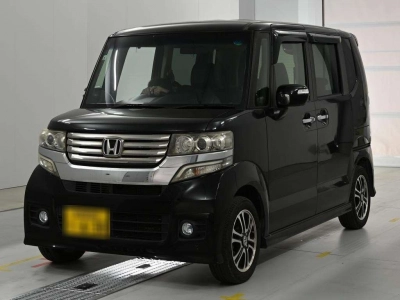 HONDA N BOX CUSTOM