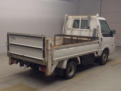 NISSAN VANETTE TRUCK