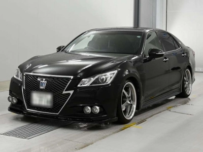 TOYOTA CROWN HYBRID