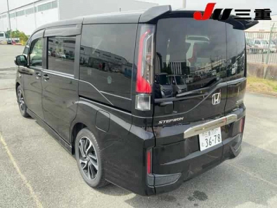HONDA STEPWGN SPADA