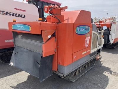 KUBOTA KUBOTA
