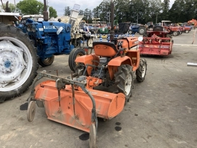KUBOTA KUBOTA