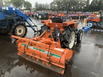 KUBOTA KUBOTA