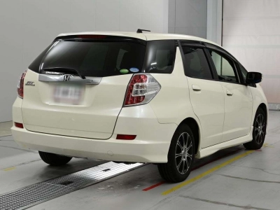 HONDA FIT SHUTTLE