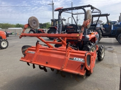 KUBOTA KUBOTA