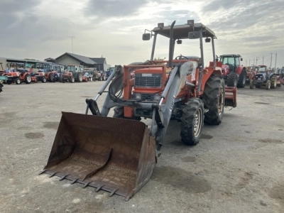 KUBOTA KUBOTA