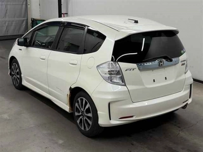 HONDA FIT HYBRID