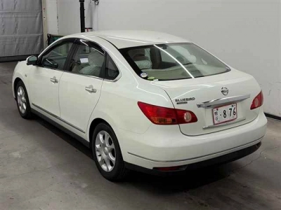 NISSAN BLUEBIRD SYLPHY