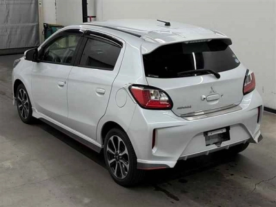 MITSUBISHI MIRAGE