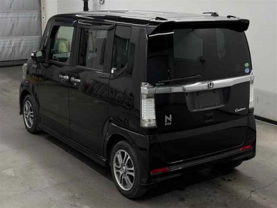 HONDA N BOX CUSTOM