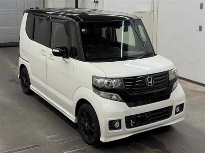 HONDA N BOX CUSTOM