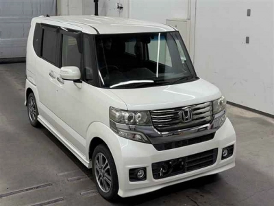 HONDA N BOX CUSTOM